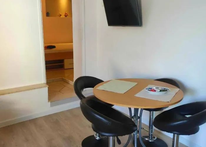 With Parking Space Trpanj, Peljesac - 15976 شقة تربانج